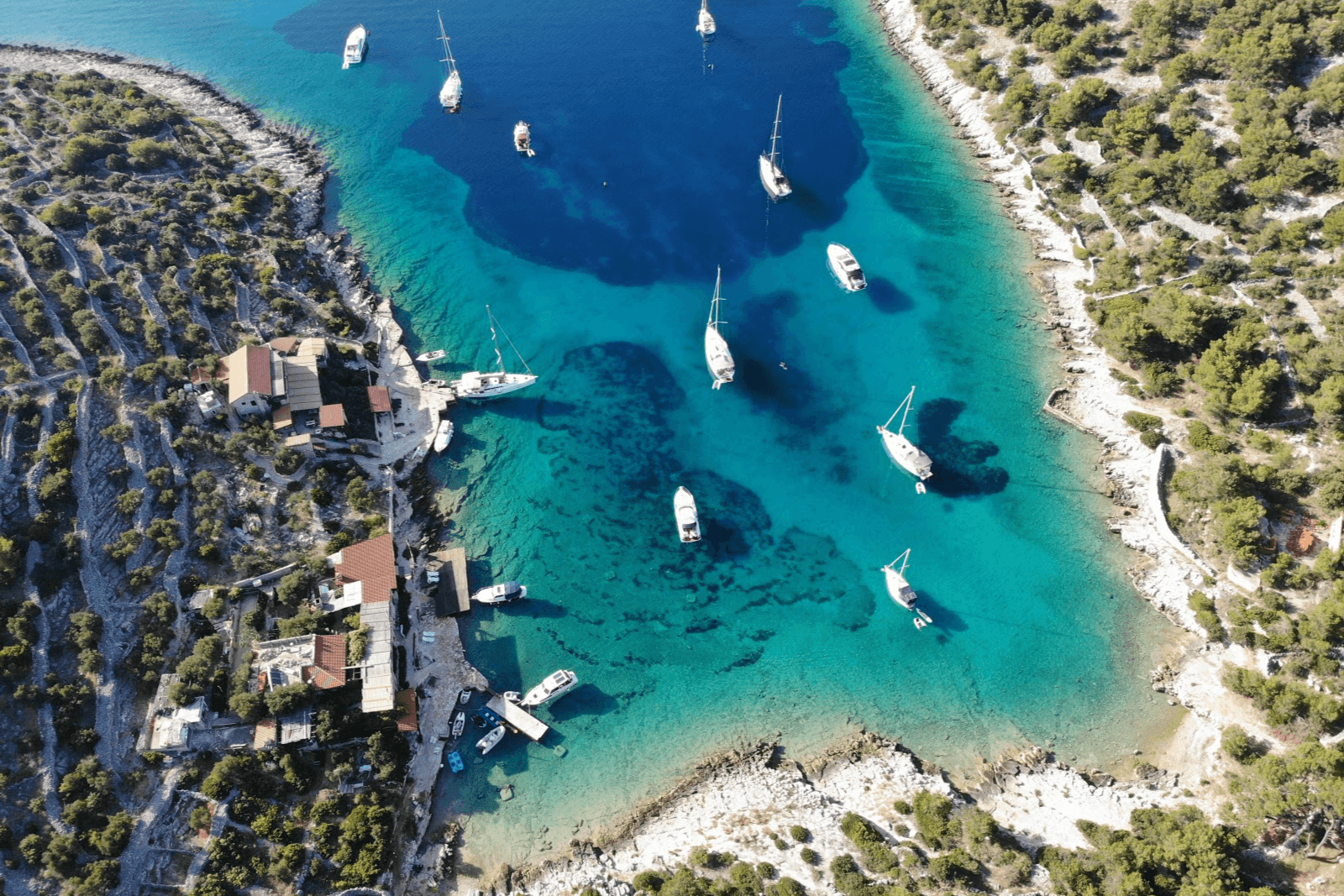 Mala Nozdra Bay