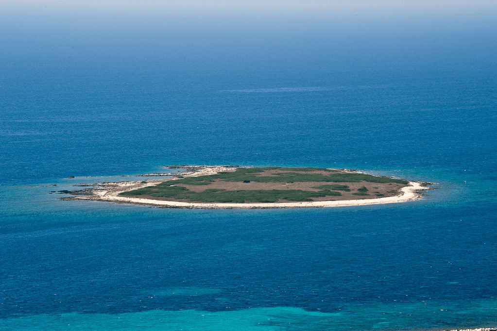 Mezanj Island