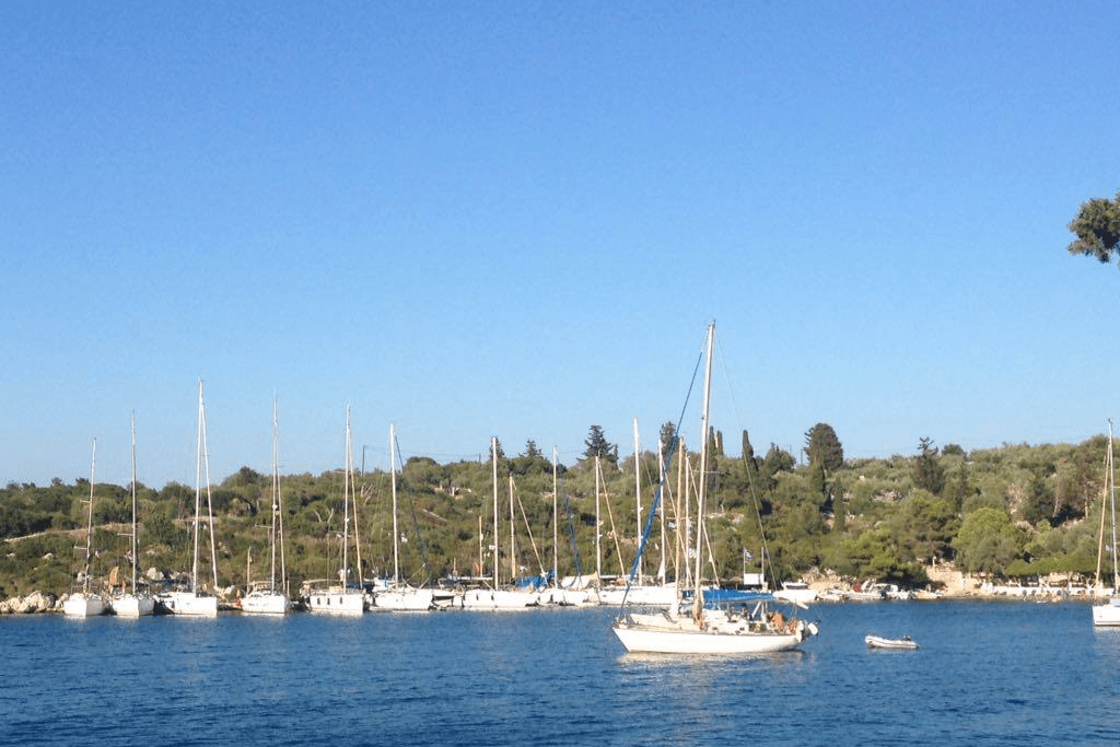 Mongonissi Beach