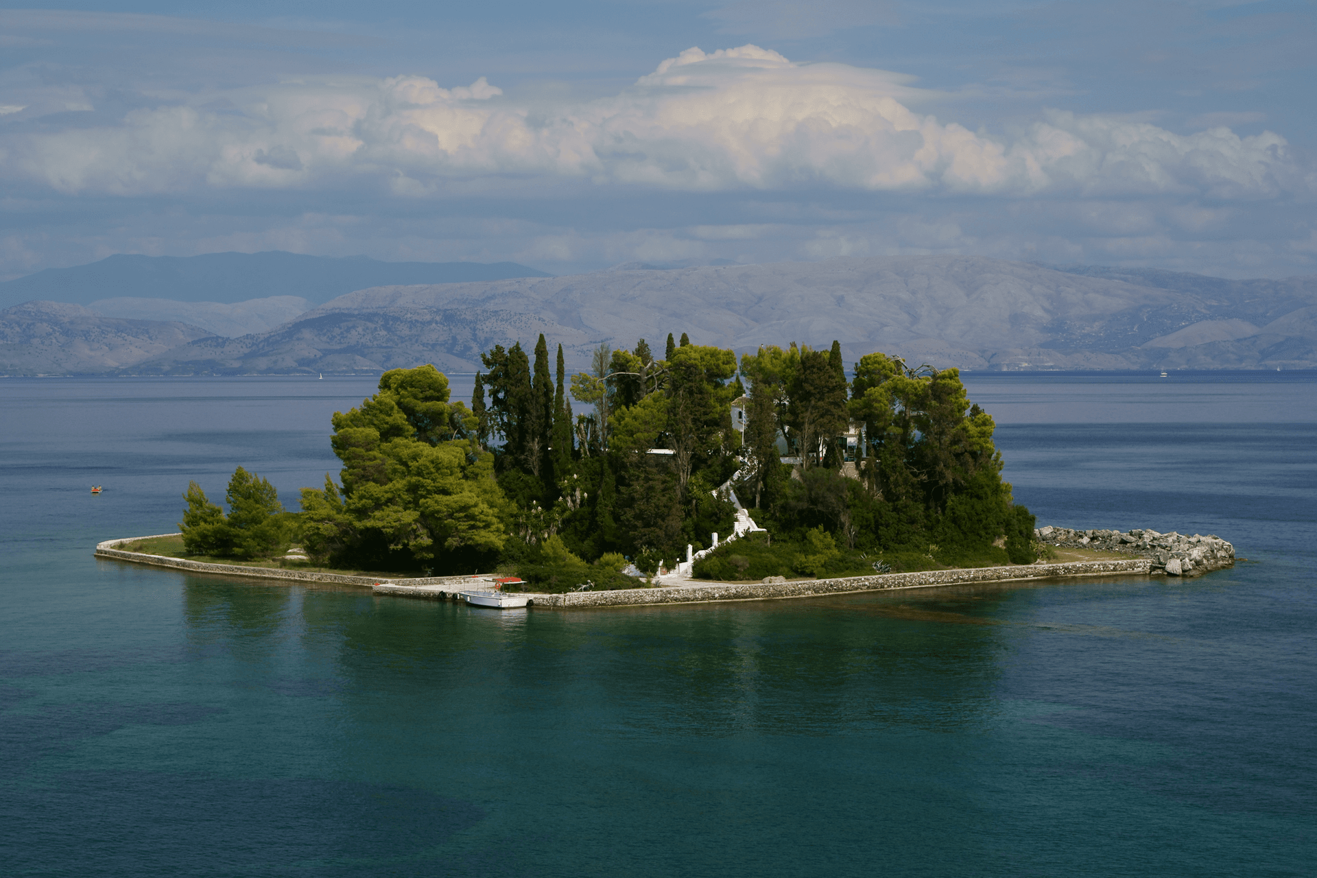 Pontikonisi Island