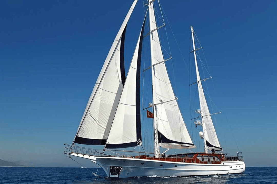 CLEAR EYES yacht