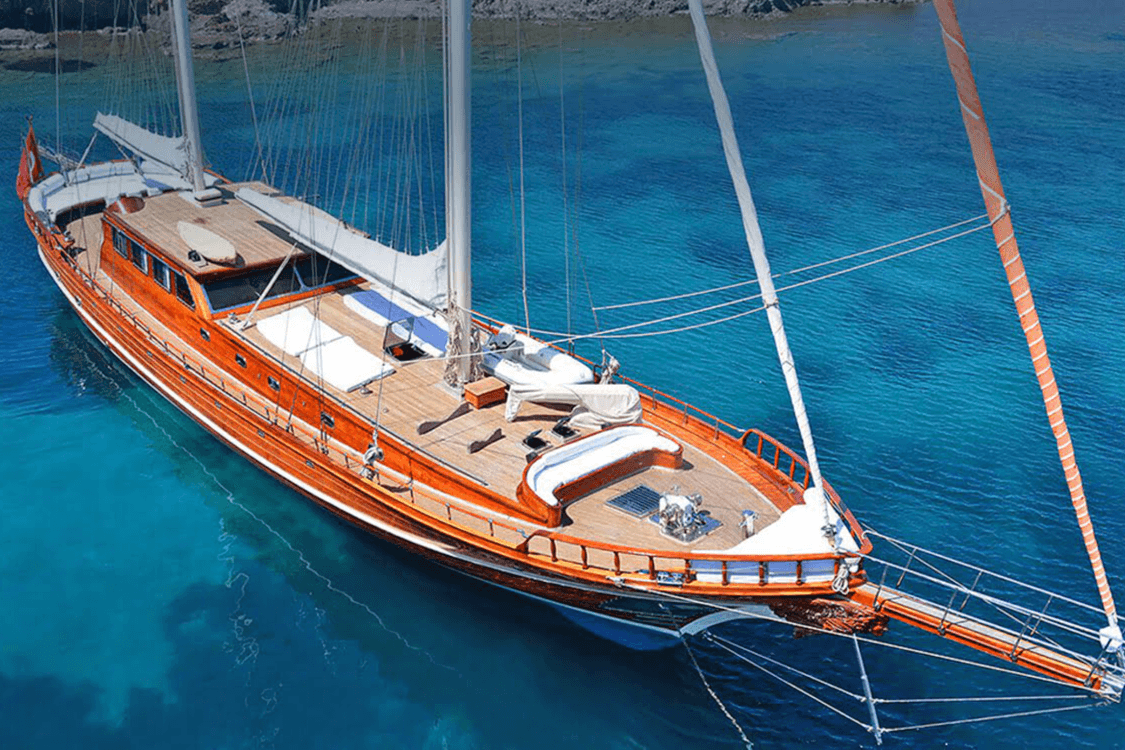 Smyrna  yacht