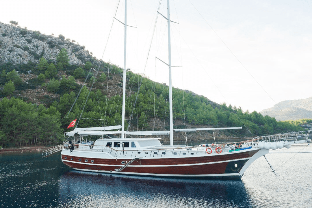 Vista Mare yacht