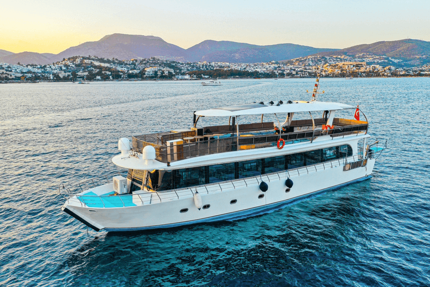 TALIA yacht