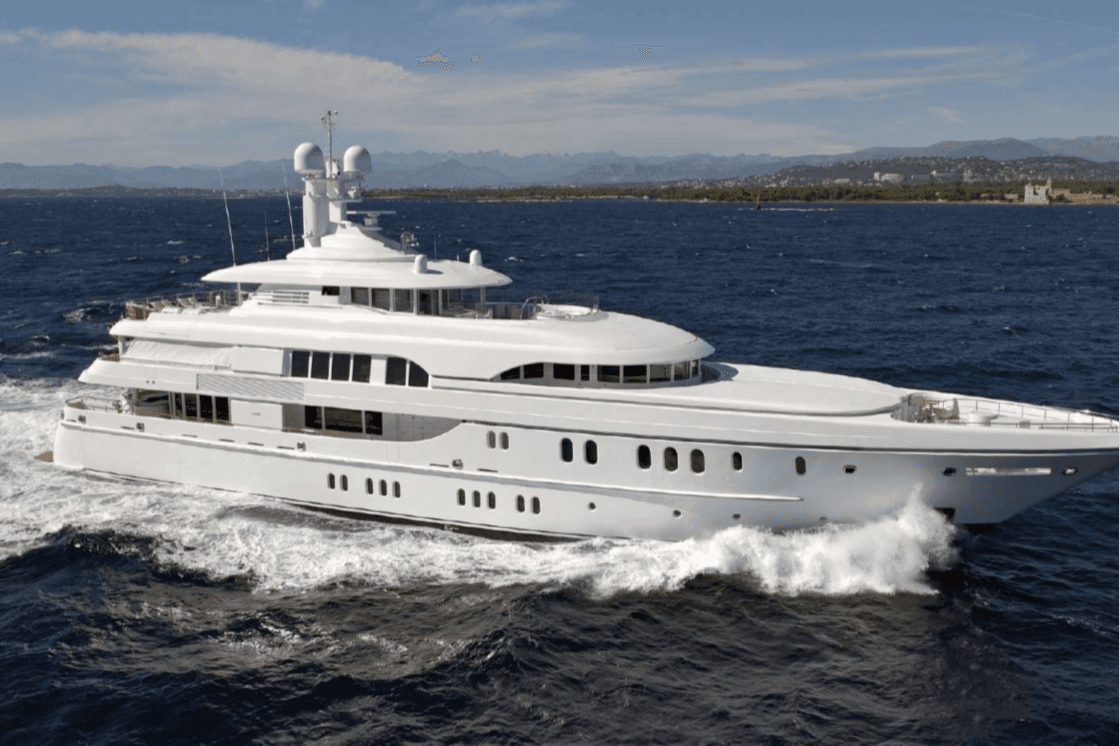 Bella Vita yacht