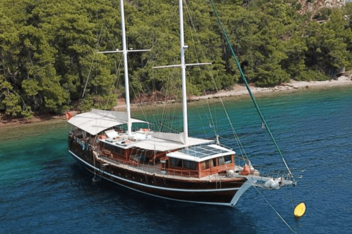 Efsane Karayigit yacht