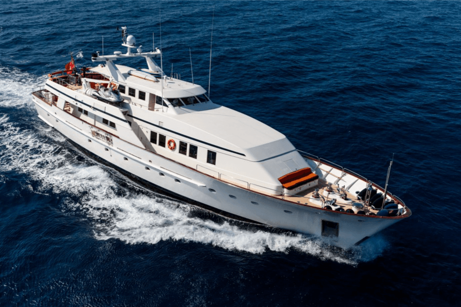 Fiorente yacht