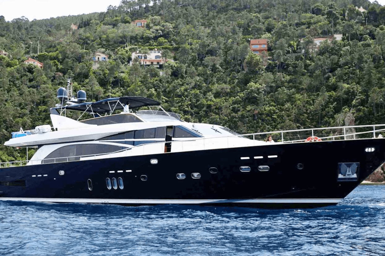 LADY AMANDA yacht