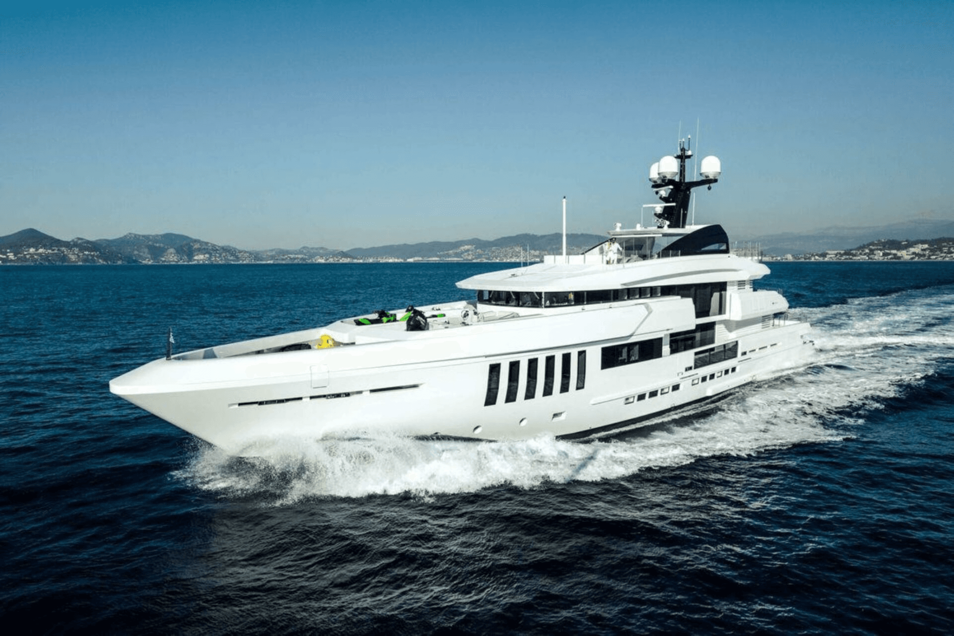 OURANOS yacht
