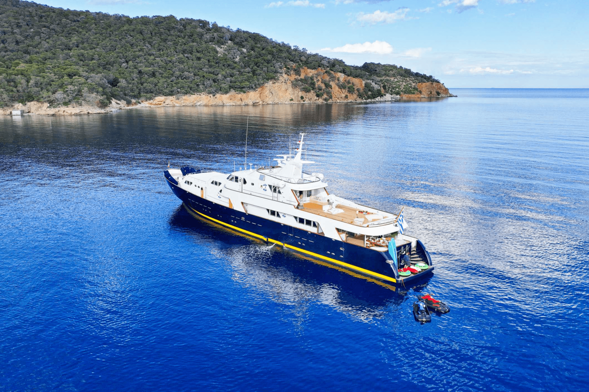 SOMETHING COOL yacht