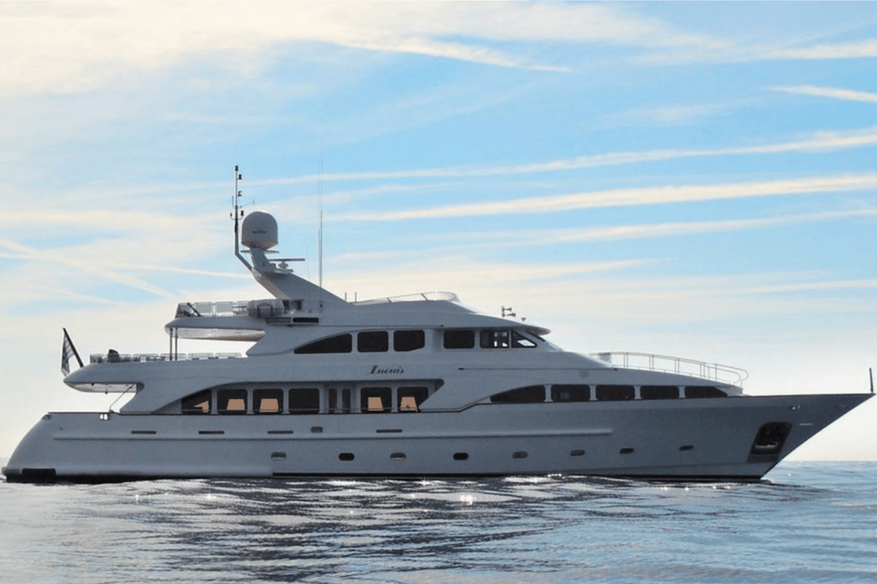 INOUIS yacht