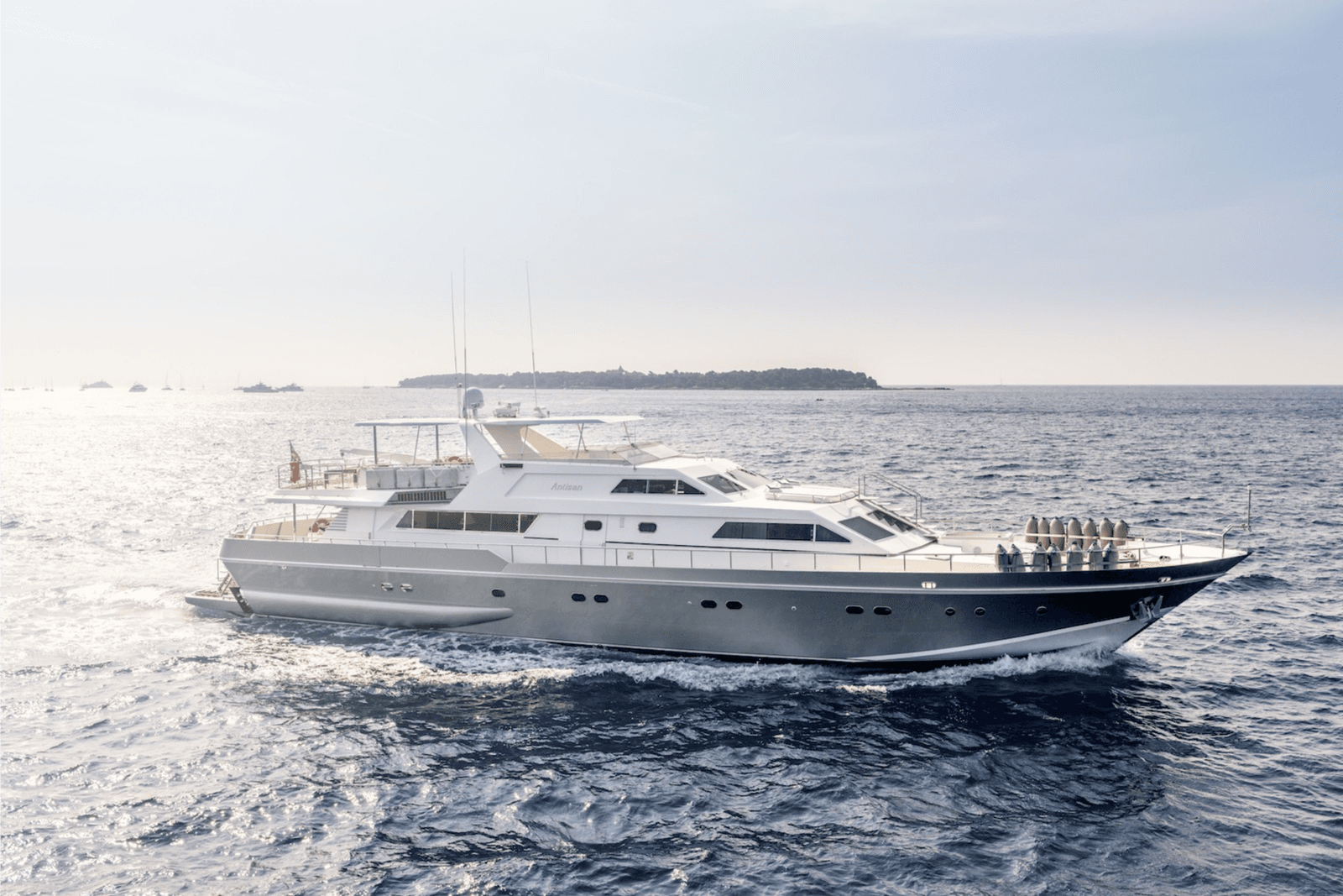 ANTISAN yacht
