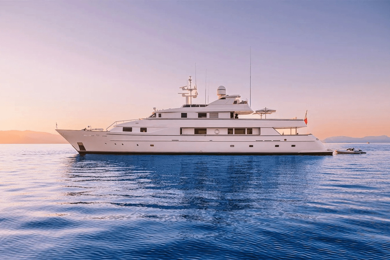 NATALIA V yacht