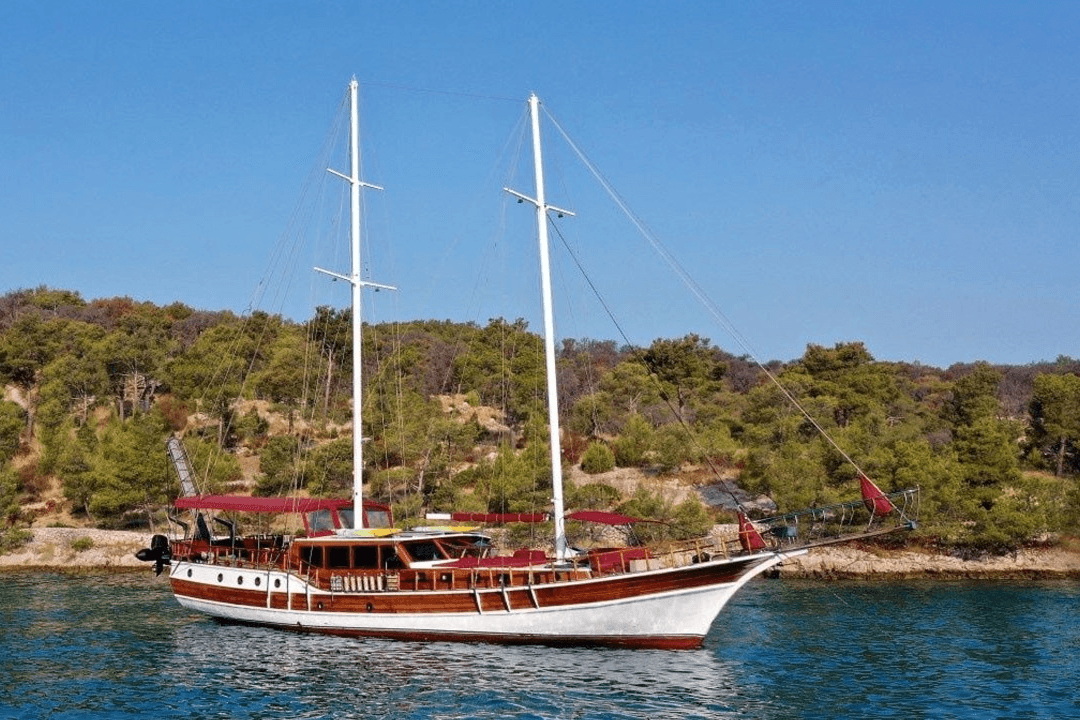TANGO yacht