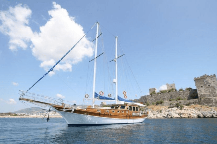 MiraMare yacht