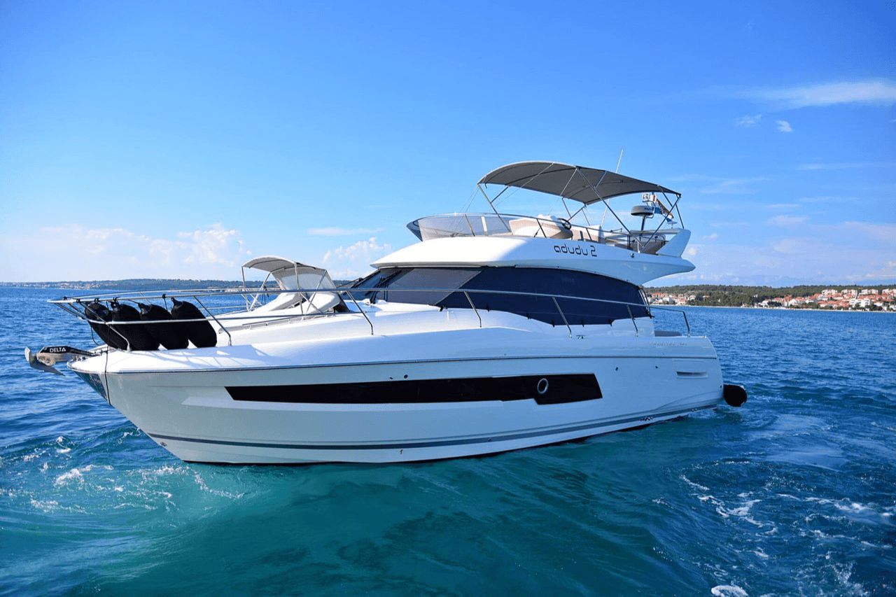 Adudu 2 yacht