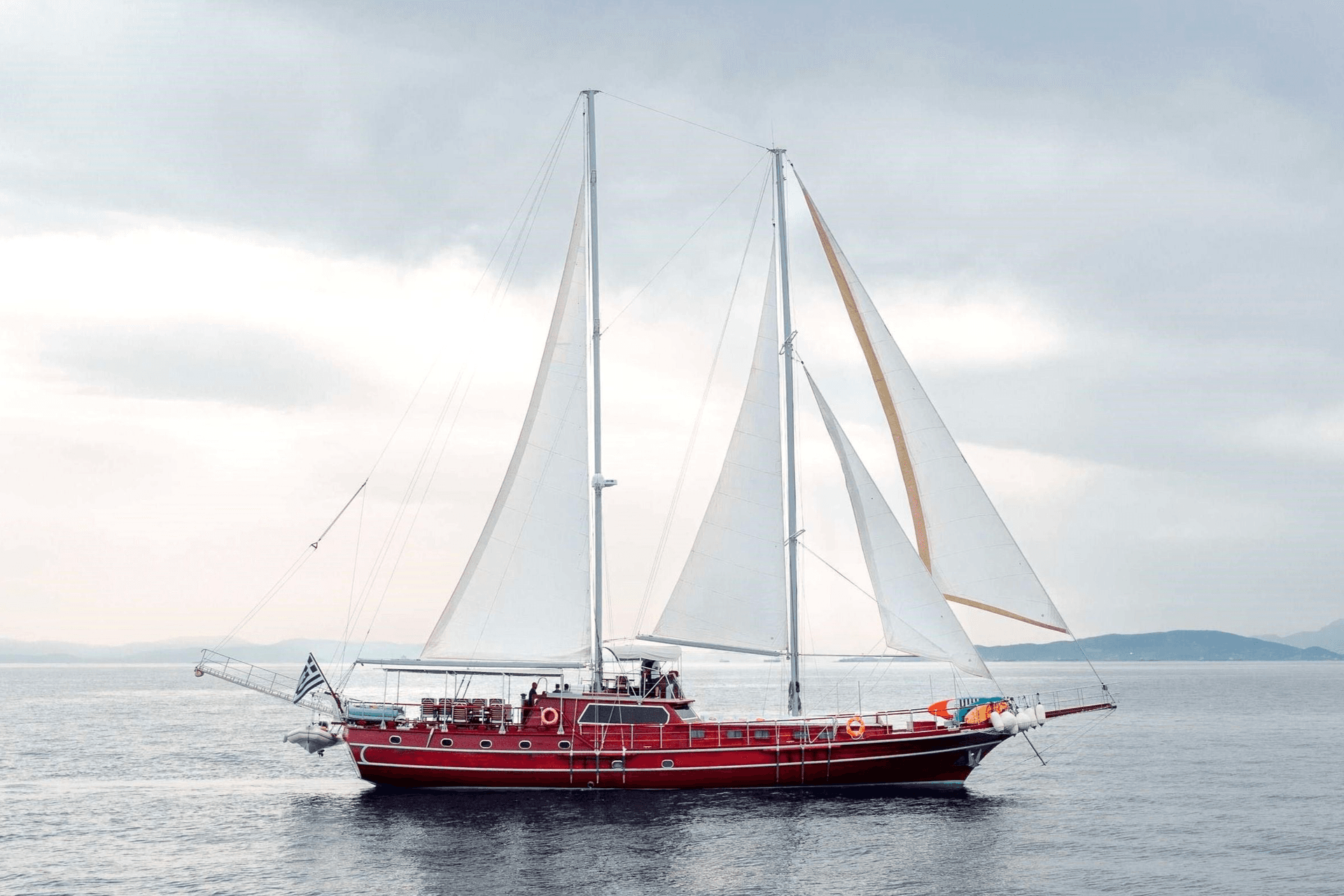 Erato yacht