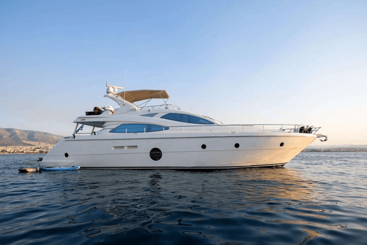 SUMMER THERAPY yacht