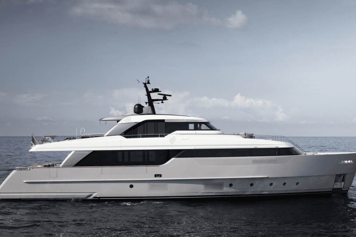 Flori yacht