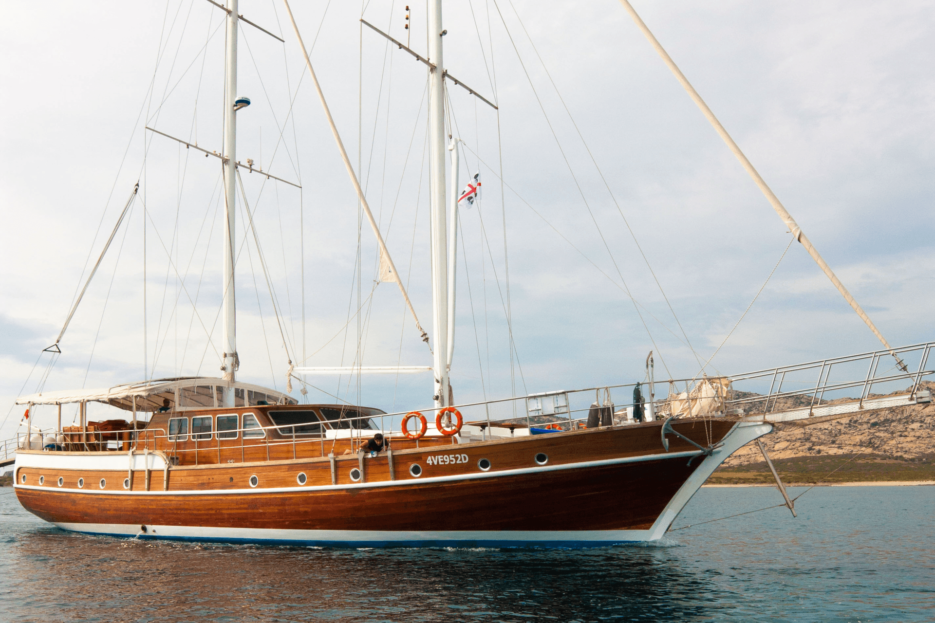 Victoria yacht