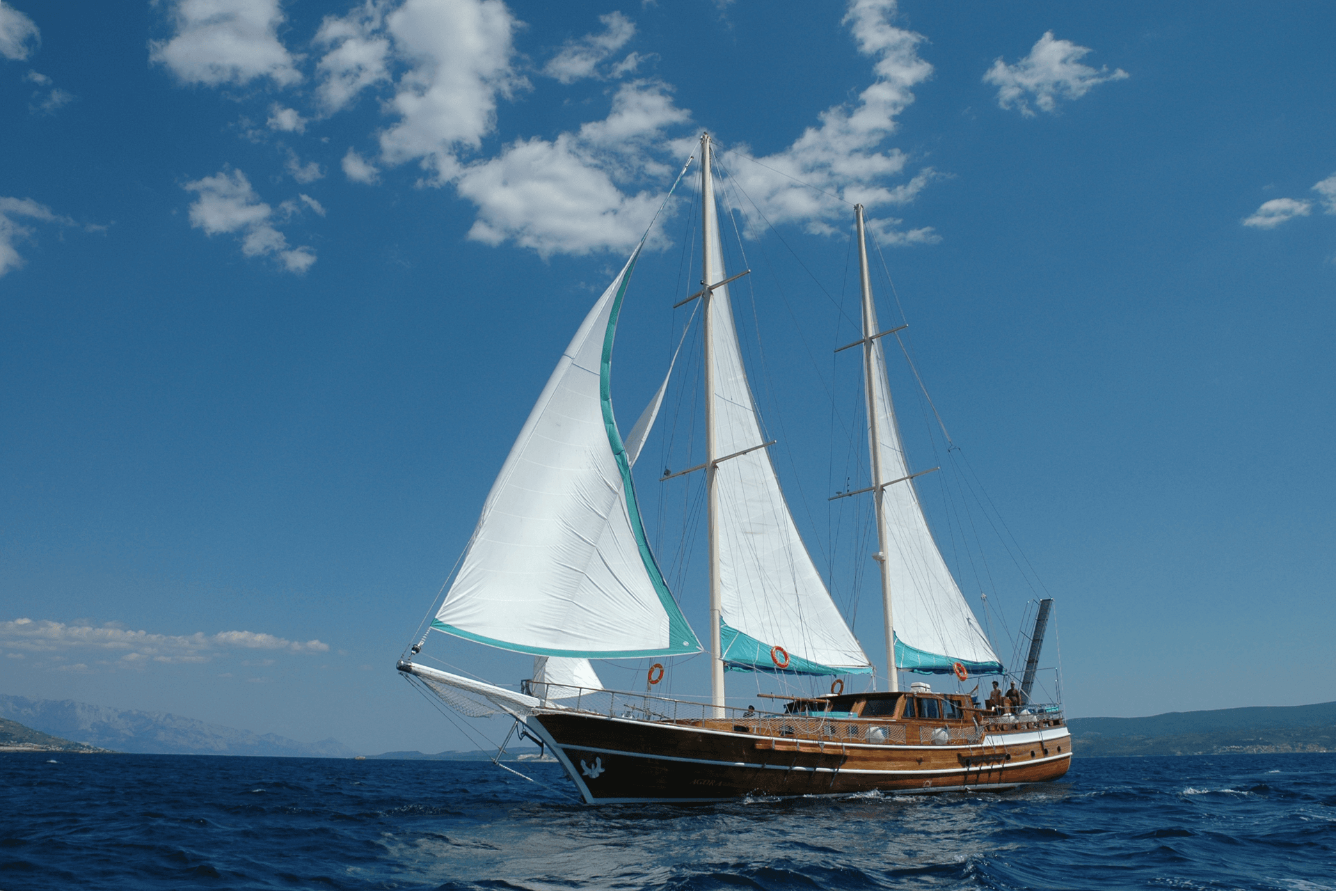 Agora yacht