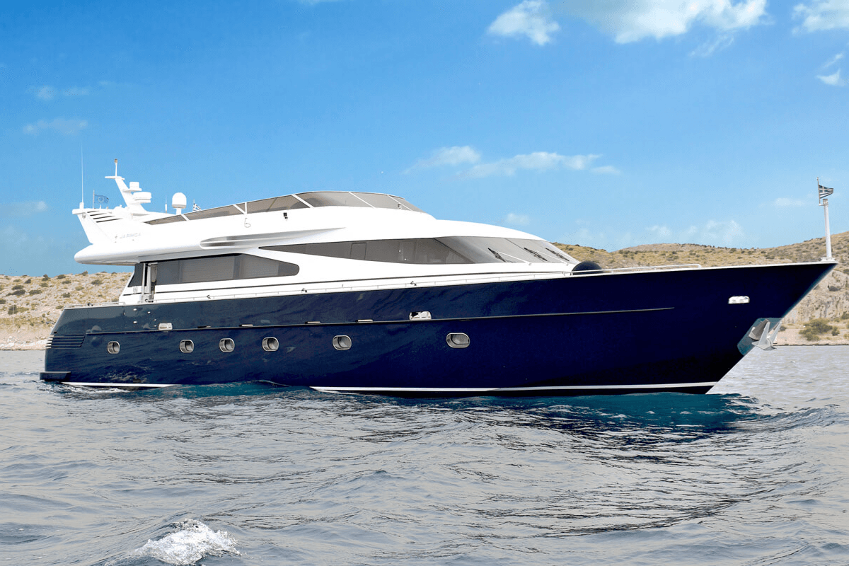 ZOI yacht