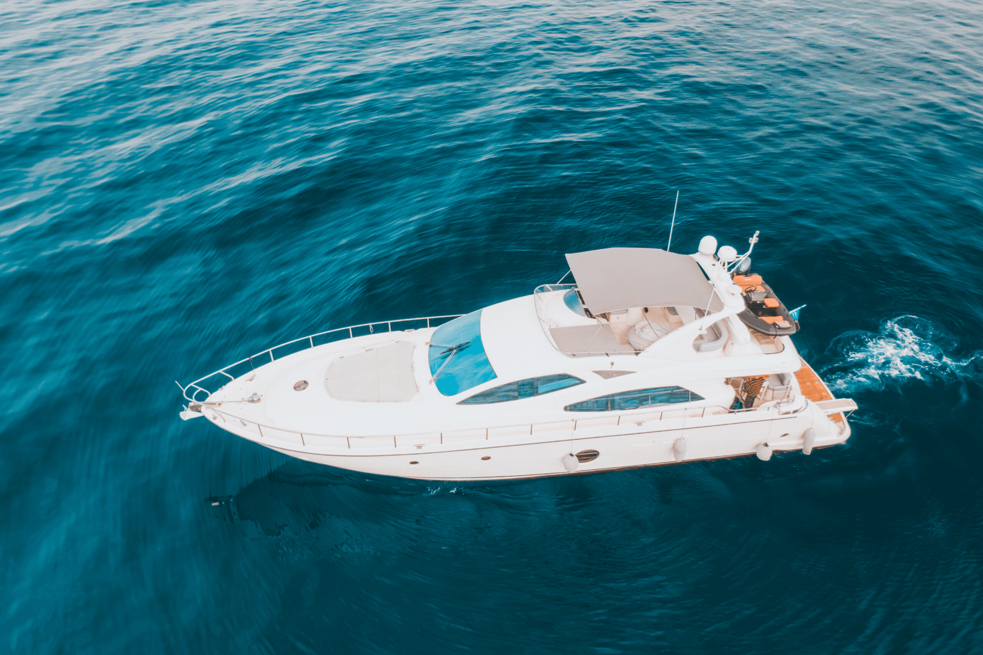 BLUEWAVE yacht