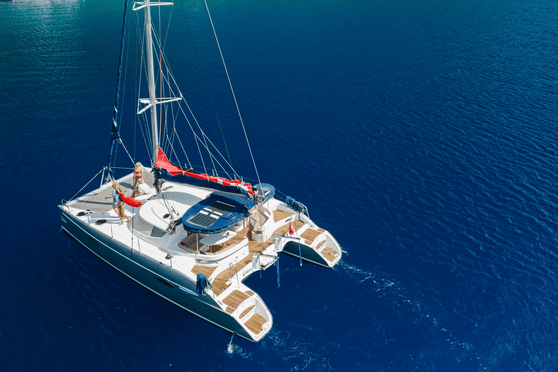 Odinn yacht