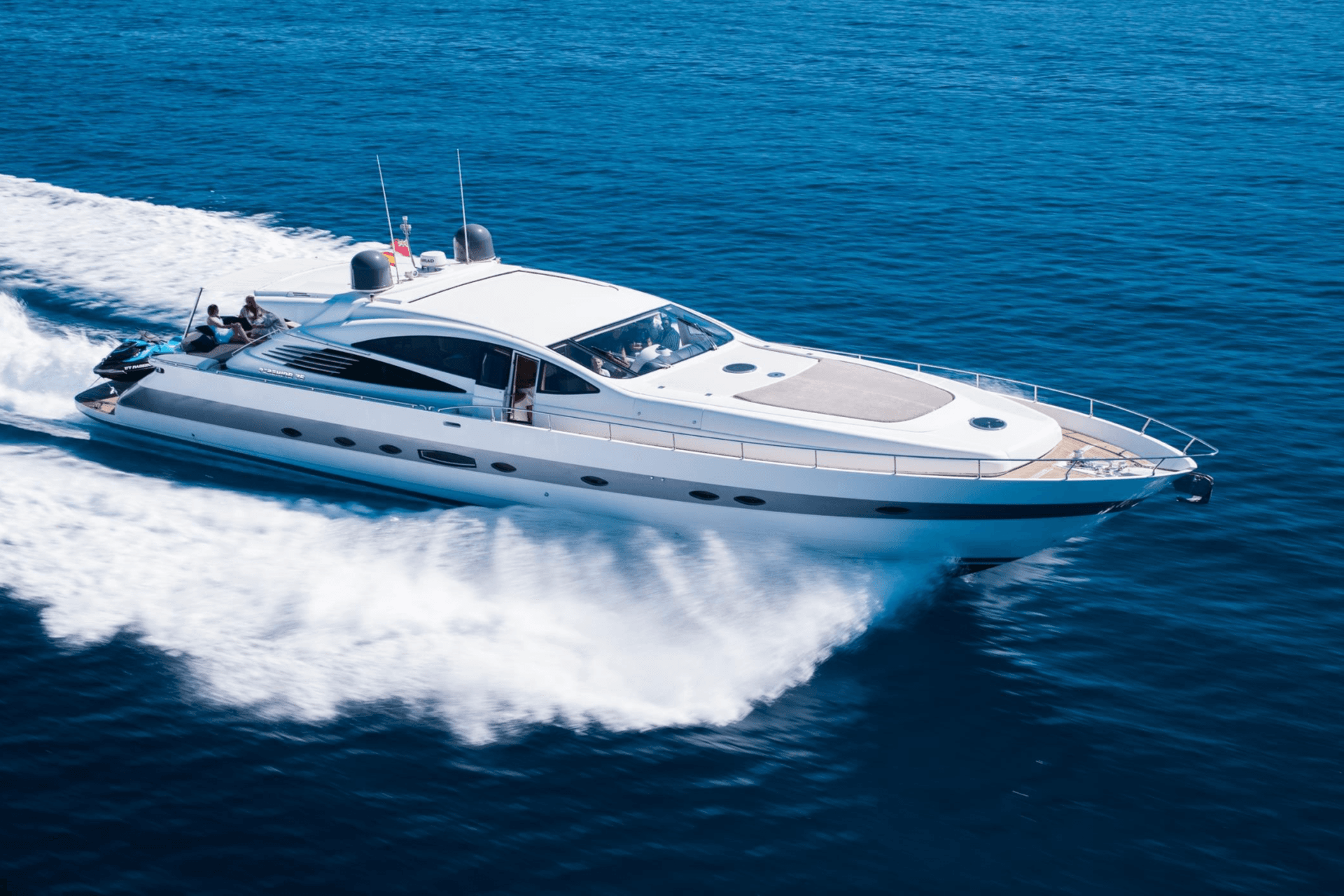 Pershing 76 yacht