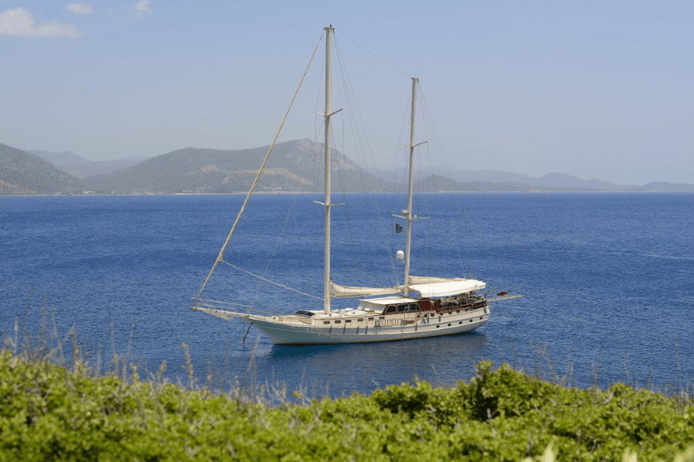 LIBERTE 11 yacht