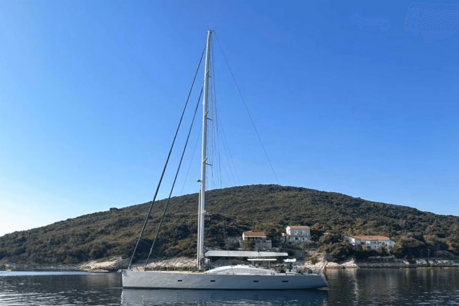 J SEVEN yacht