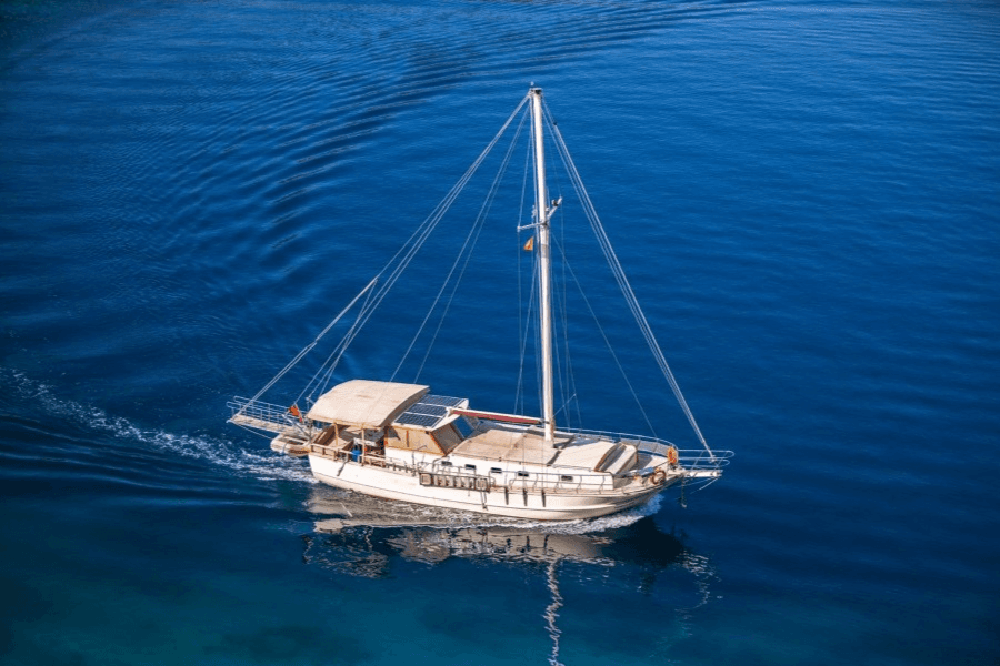PHELLOS yacht