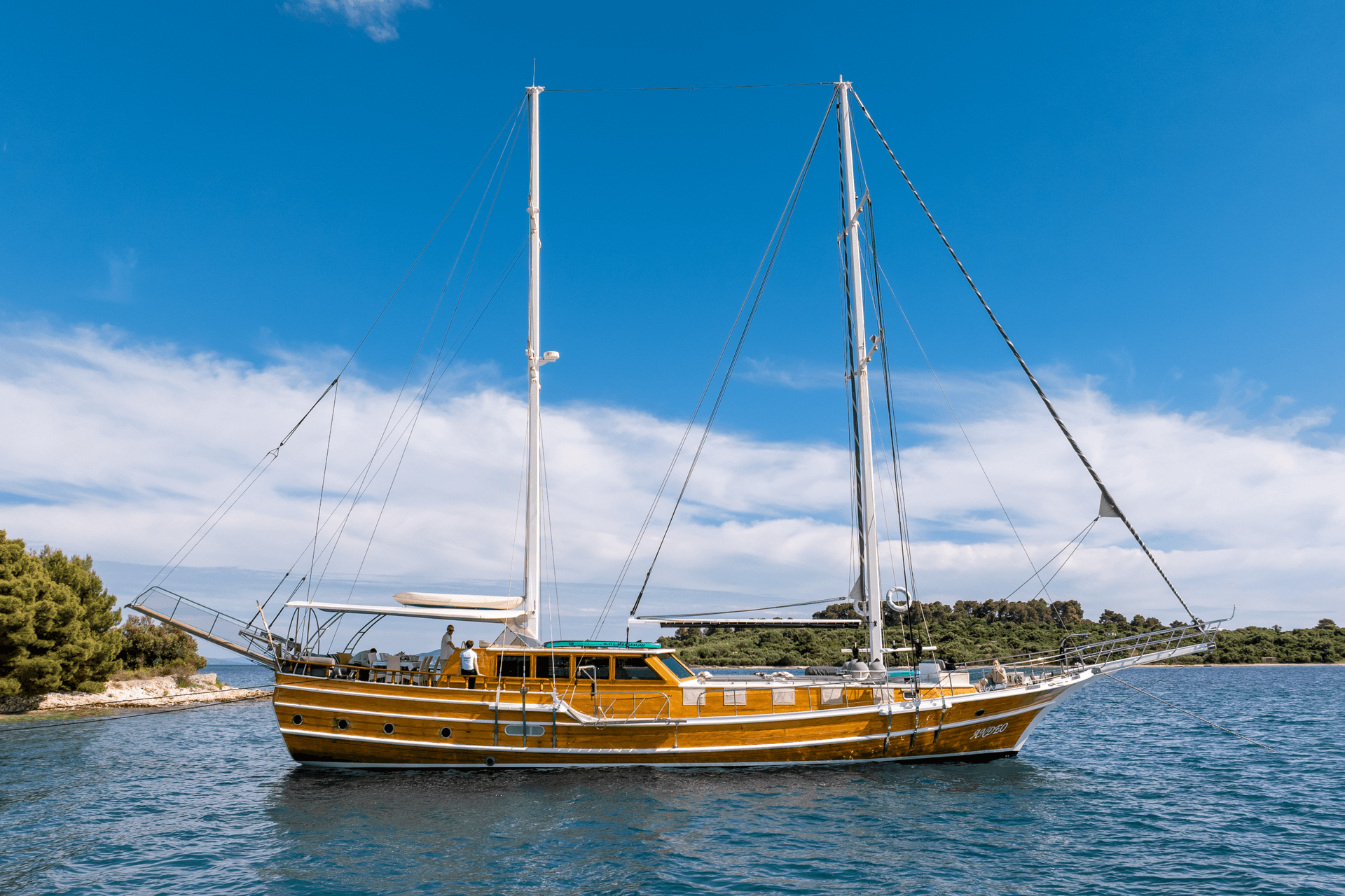 Andeo yacht