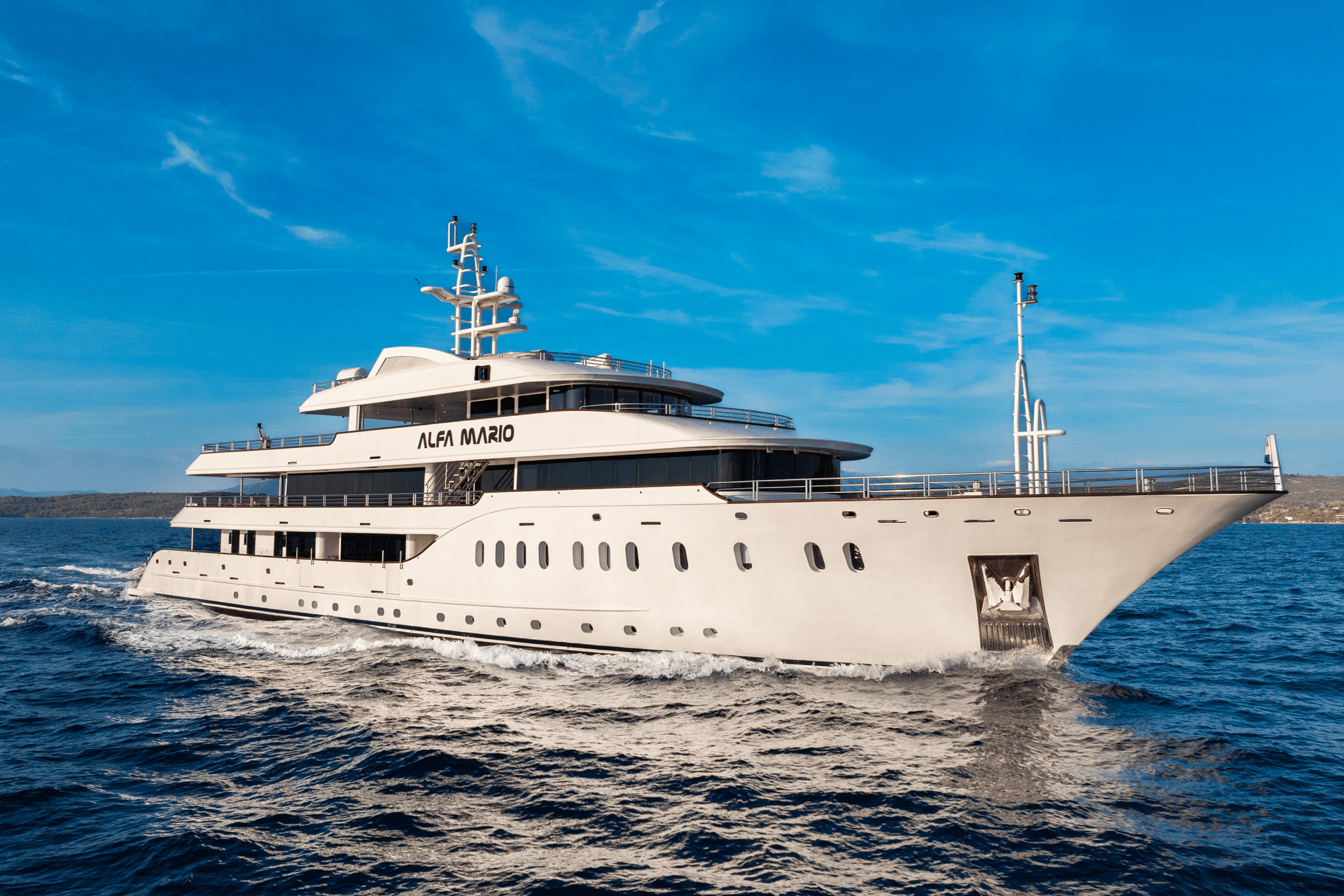 Alfa Mario yacht