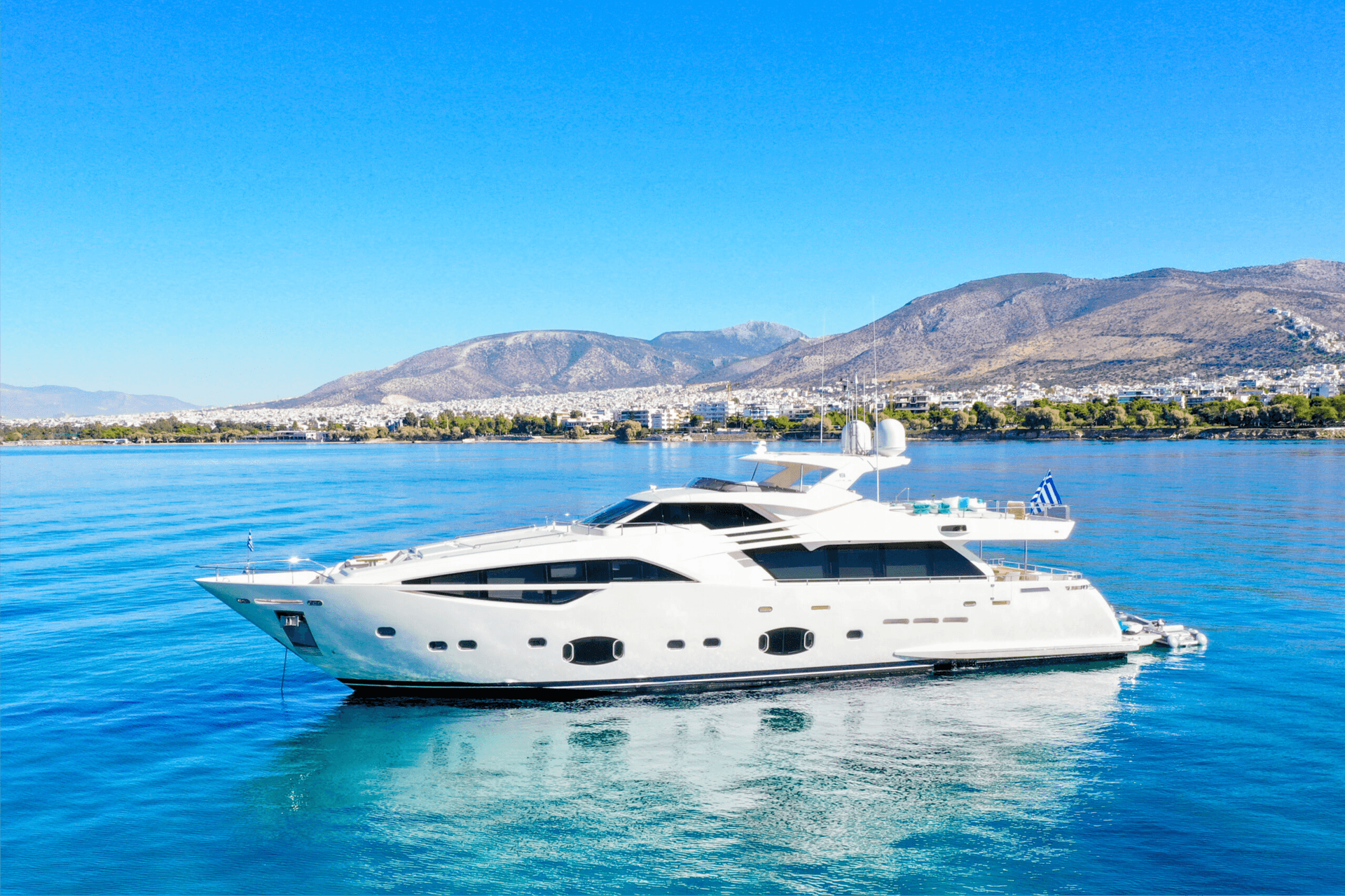 INFINITAS yacht
