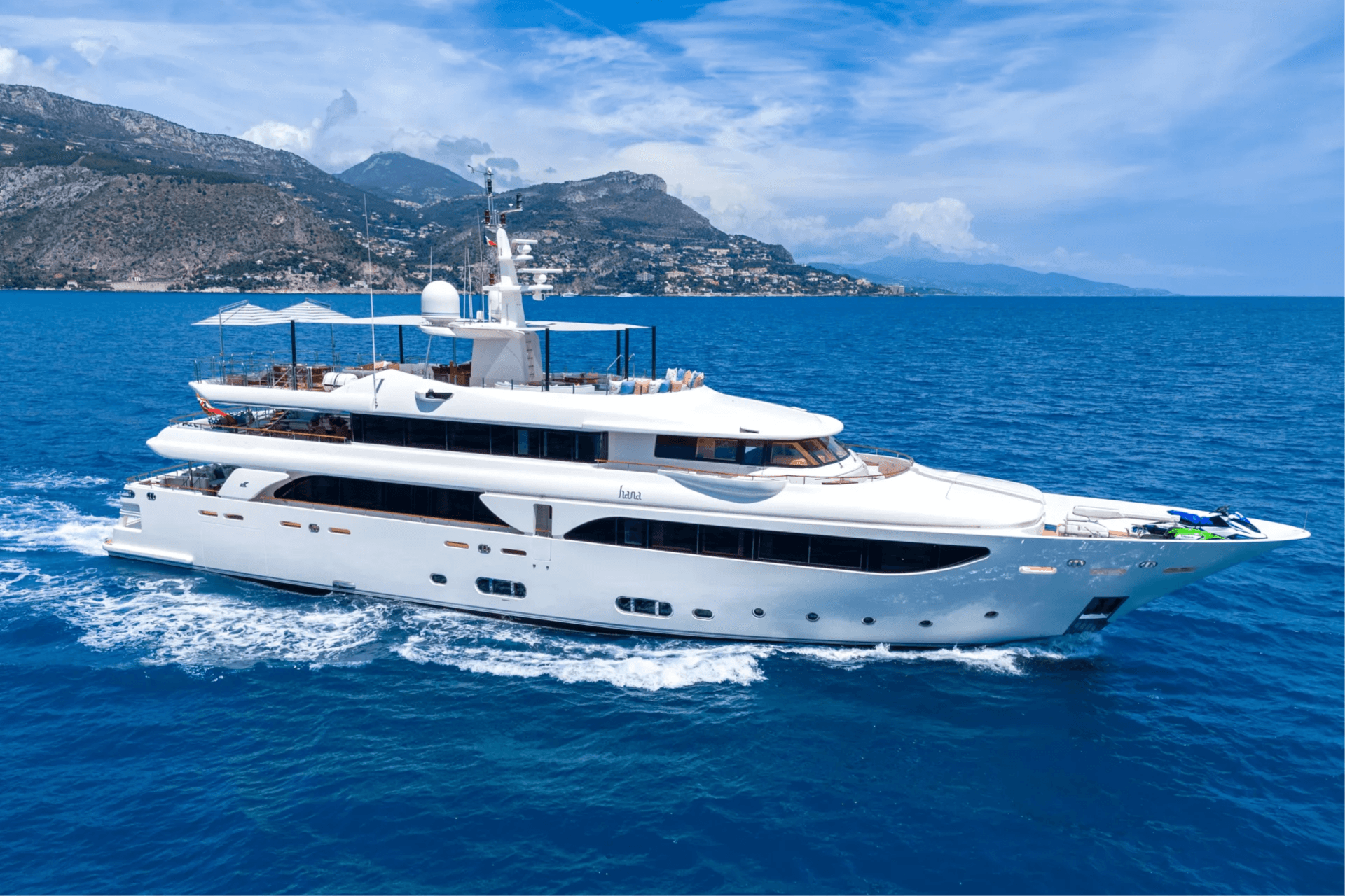 HANA yacht