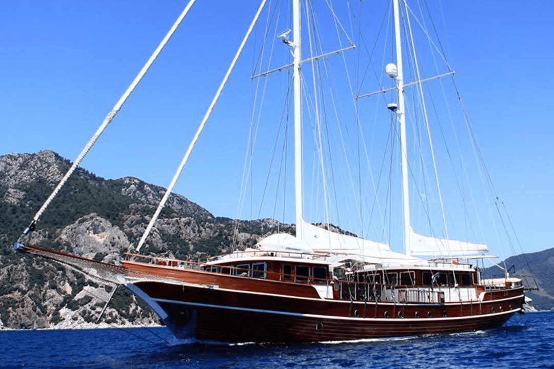 Nurten A yacht
