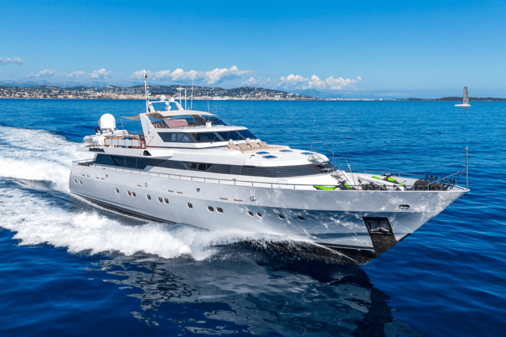 SUNLINER X yacht