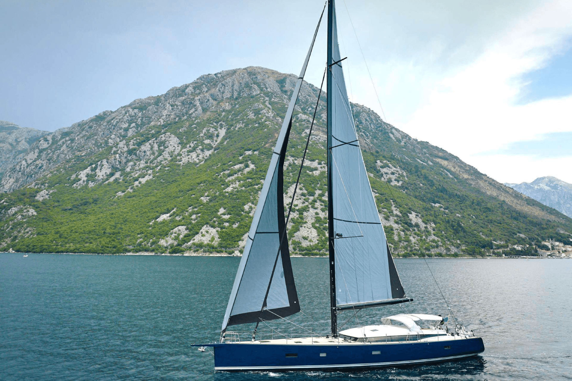 GRATEFUL yacht