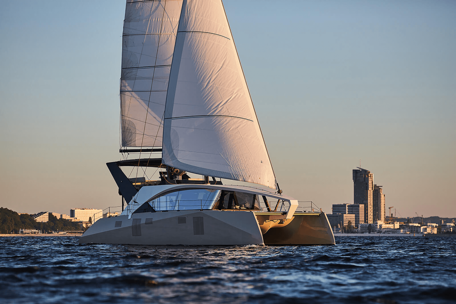 WAVE yacht