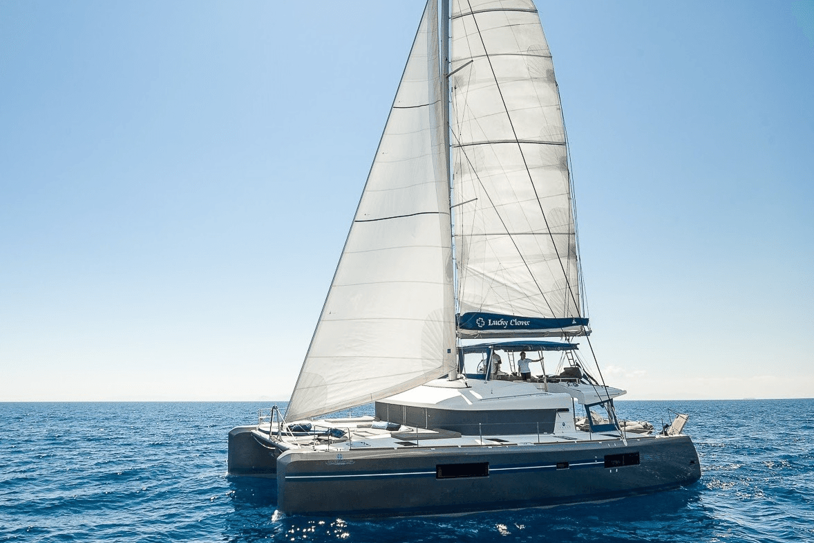 LUCKY CLOVER yacht
