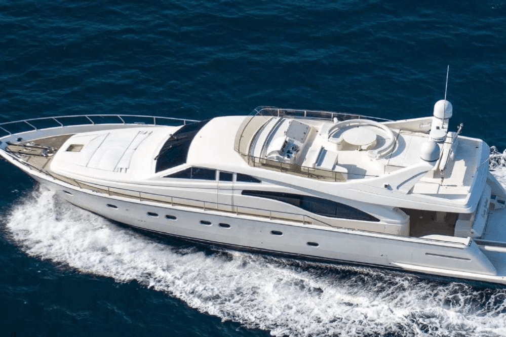 FERRETTI 68 yacht