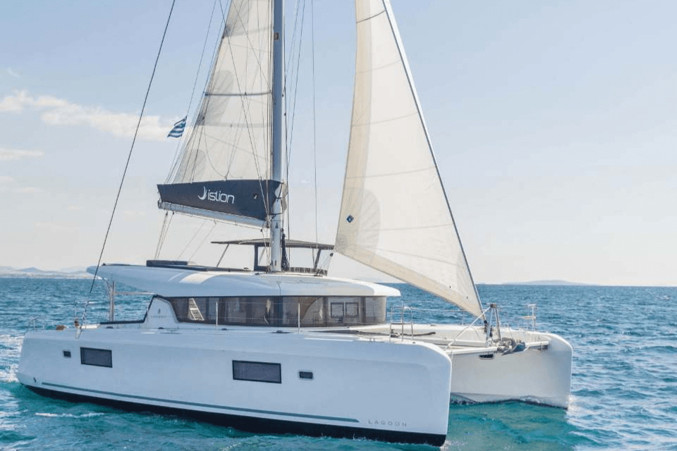 NIRIIS yacht