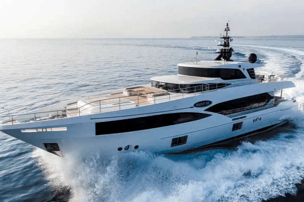 MIA yacht