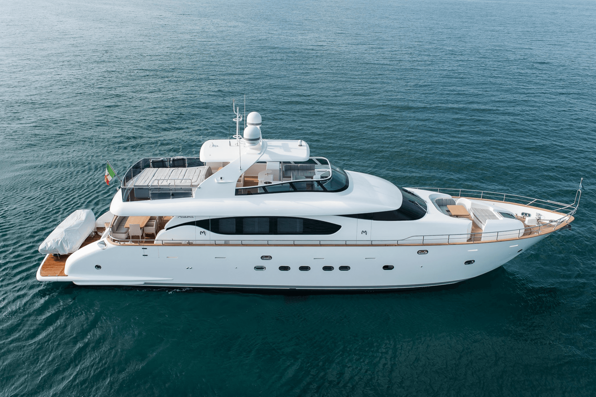 MIREDO yacht