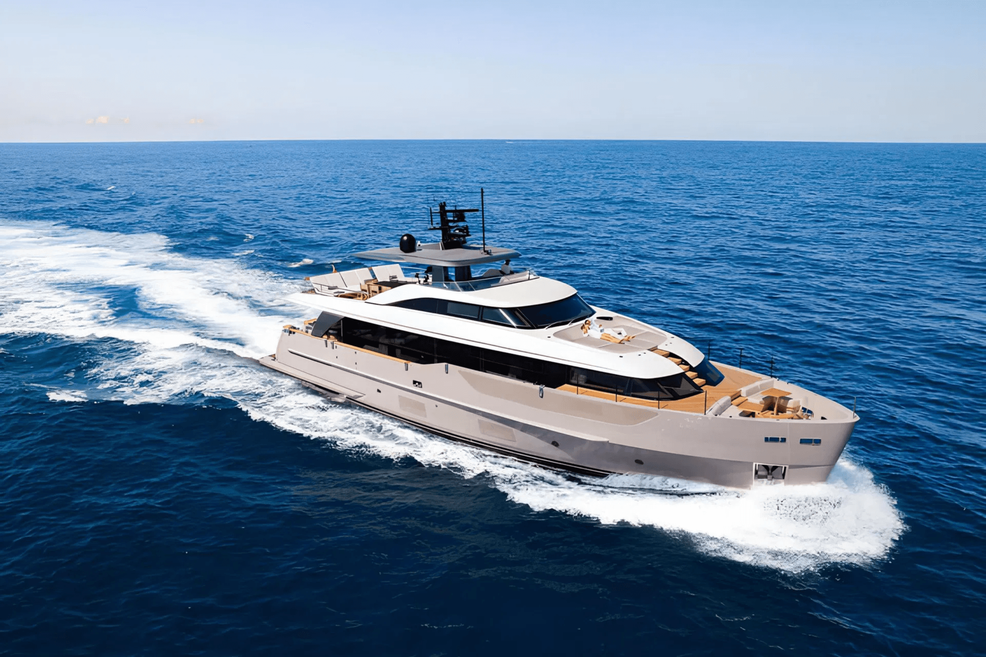 PENGUINS yacht