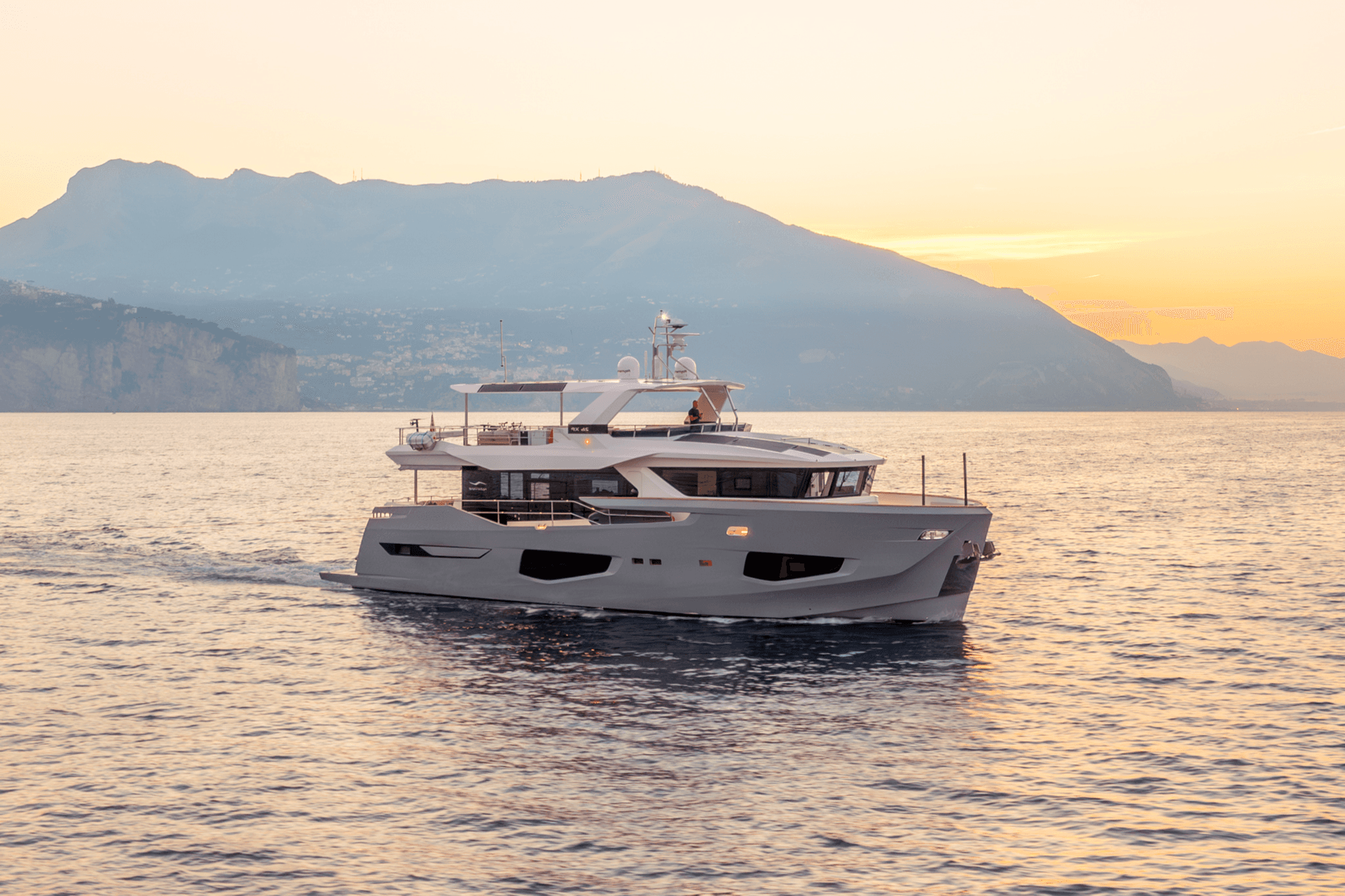 KAMOKA yacht