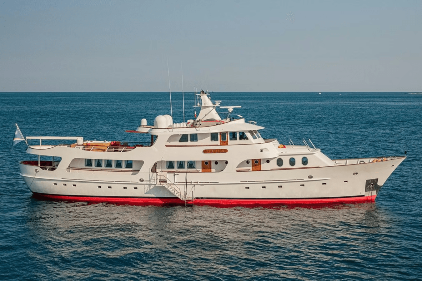 SEA LION yacht