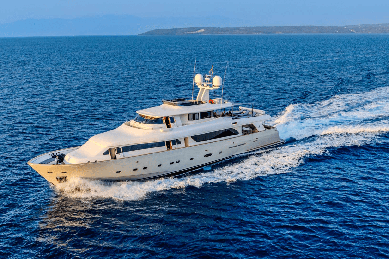 M/Y KLOBUK yacht