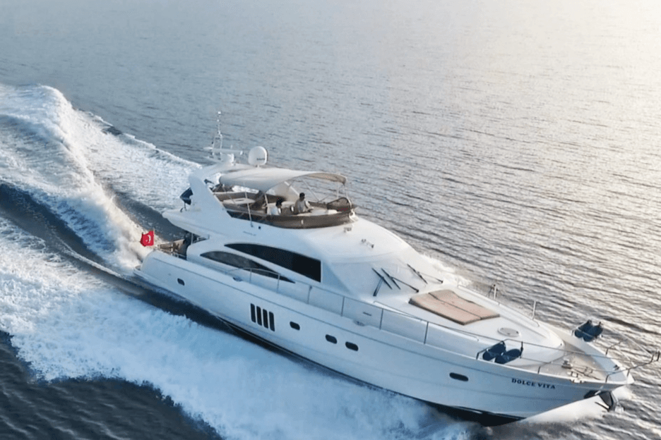 Dolce Vita Princess 67 yacht